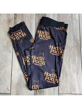 Hocus Pocus SALEM, MA  Leggings - Women's Size Large